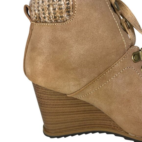 Nautica Women’s Lace Up Wedge Boot, size 7.5, Color:beige - Picture 4 of 7
